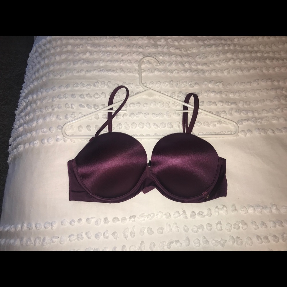Like new magenta color bra